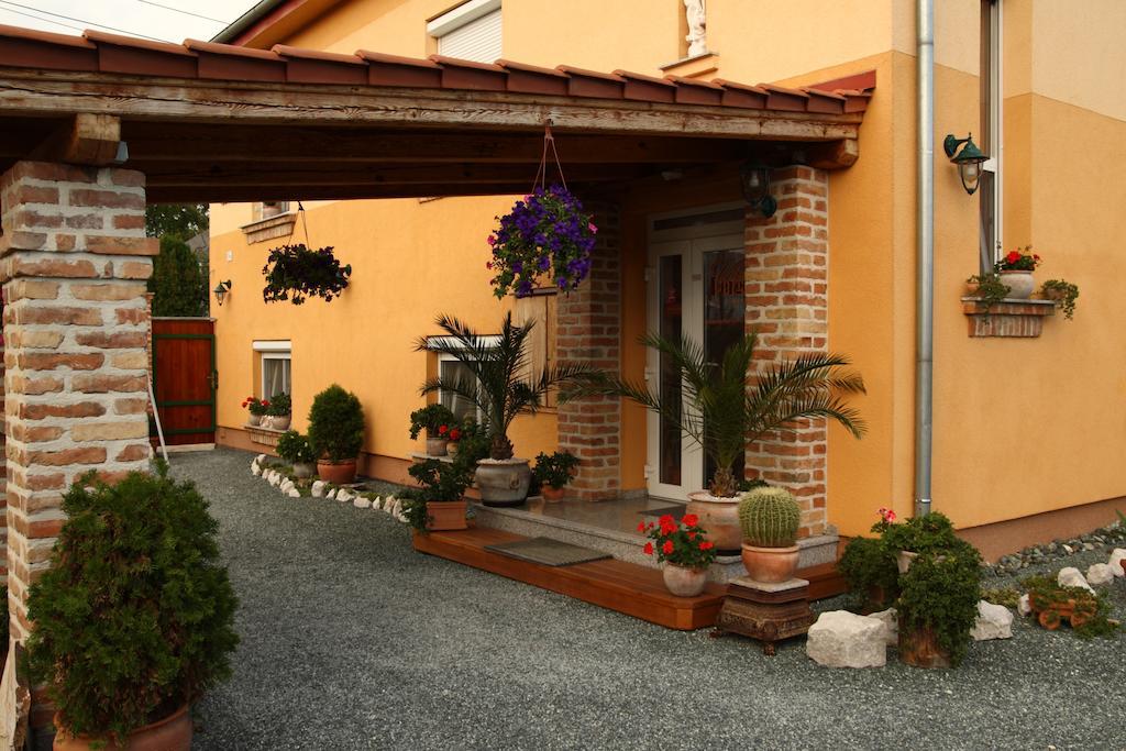 La Villa Pergola Сентготтхард Экстерьер фото